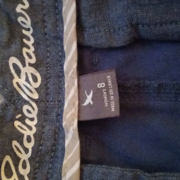 Women's Eddie Bauer slightly curvy straight leg capris - Picture 3 of 9